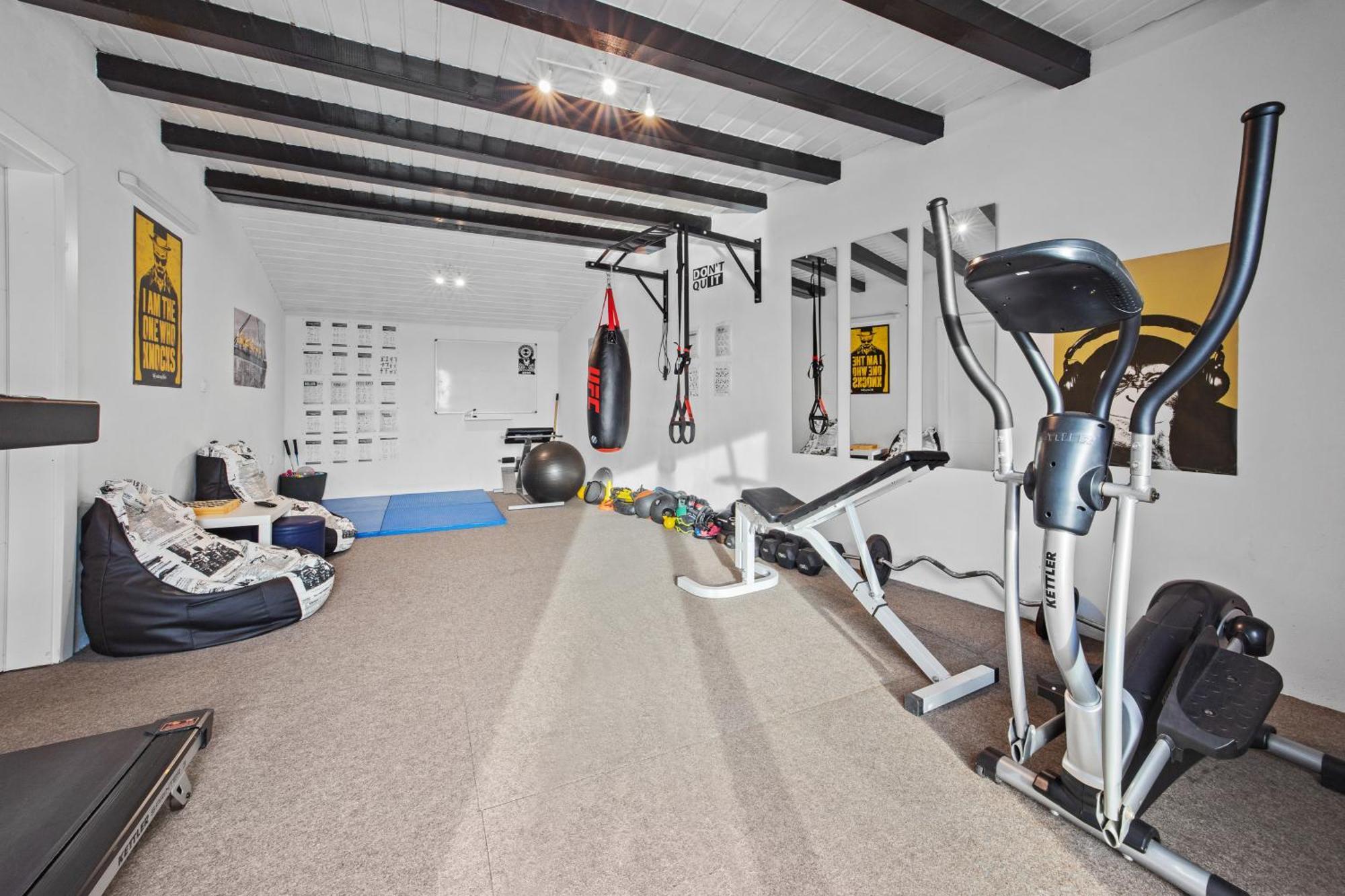 Special Offer! New Luxury Apartment With Pool, Fitness, Outdoor Bar&Grill Buje Esterno foto